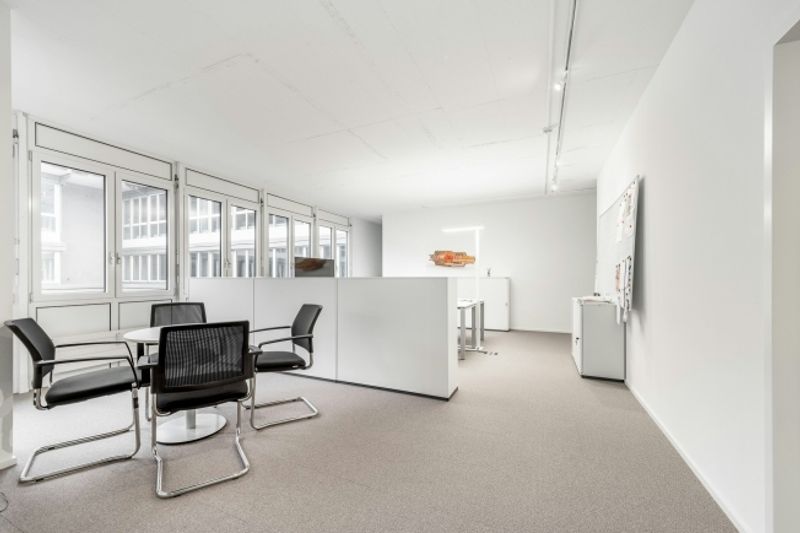 PLAZA | Bezugsbereite Bürofläche - 1