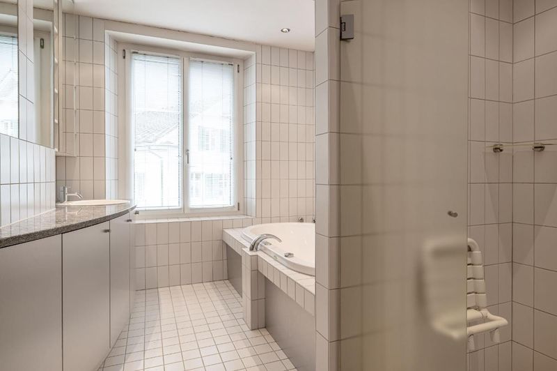 Möbl. WG-Zimmer - 7