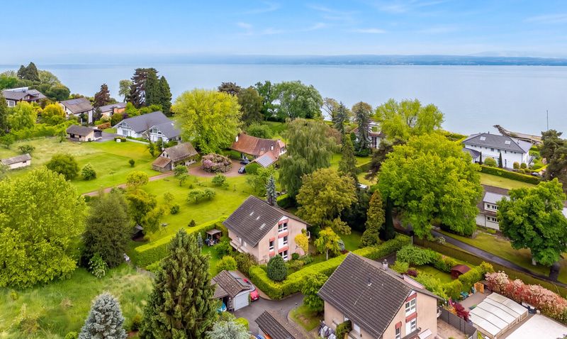 Townhouse in St-Sulpice, just a short walk from Lake Geneva - 2