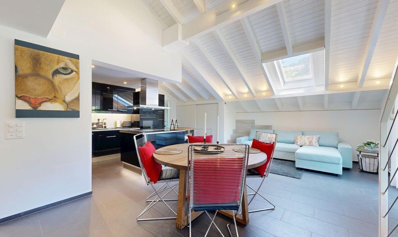 Grosse 2.5-Zimmer-Maisonette-Dachwohnung in Wirzweli - 3