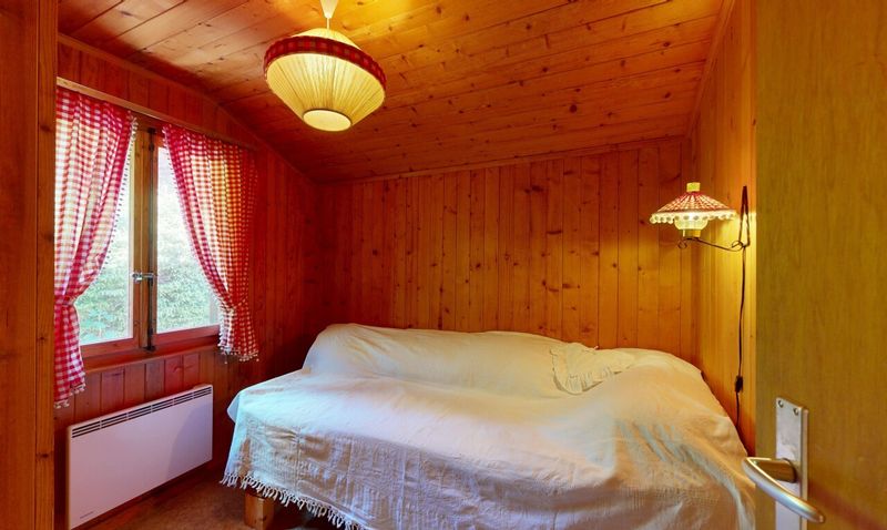Stunning 4.5-Room Chalet with Panoramic Mountain Views in Haute-Nendaz - 10
