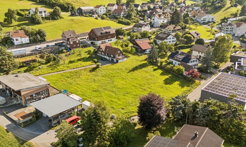Grosszügiges Bauland mit Entwicklungspotenzial in Wolfhalden - 2