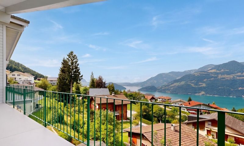Wohnen mit Panorama. Ihr Zuhause über dem Vierwaldstättersee - 1