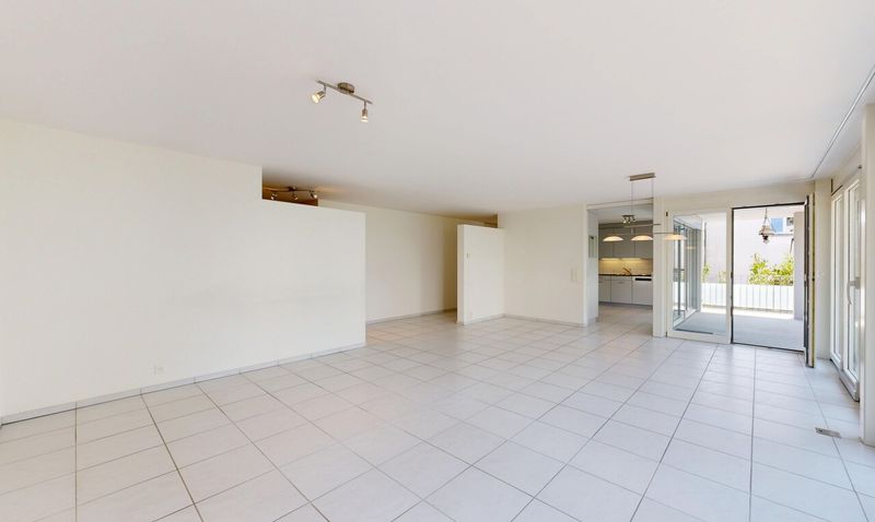Grosszügige Eigentumswohnung mit 27 m² Balkon an ruhiger Wohnlage - 4