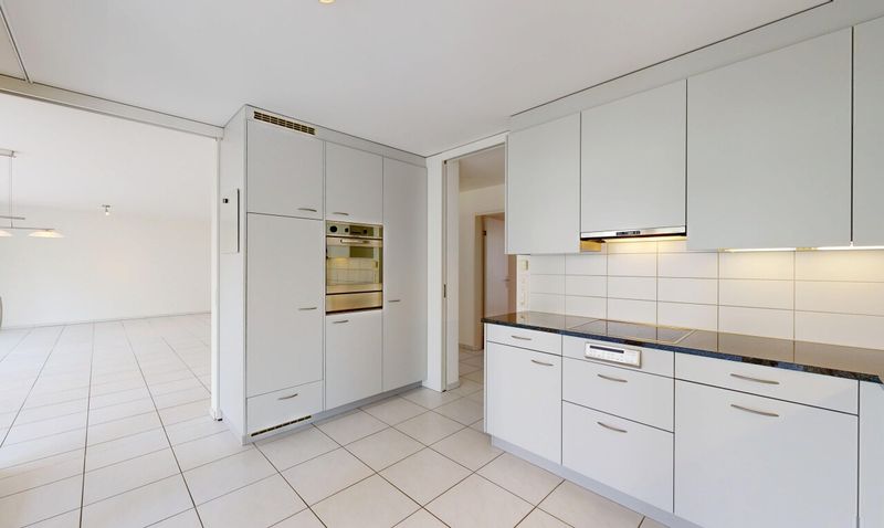 Grosszügige Eigentumswohnung mit 27 m² Balkon an ruhiger Wohnlage - 9