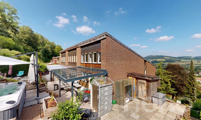 5.5-Zimmer-Reiheneckhaus mit Einliegerwohnung in St. Gallen - 1