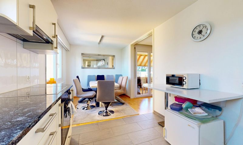 Attraktive 3.5-Zimmer-Wohnung mit teilweisem Seeblick in Horgen - 8