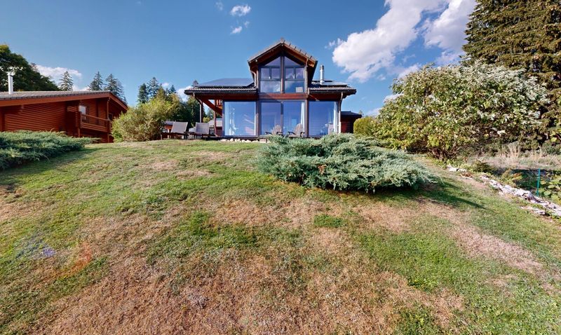 Außergewöhnliches 6.5-Zimmer-Haus direkt an der Piste - 3