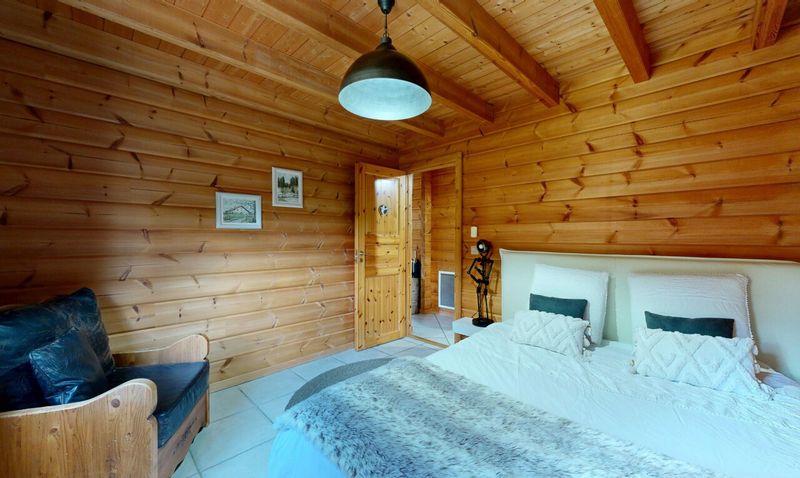 Außergewöhnliches 6.5-Zimmer-Haus direkt an der Piste - 10