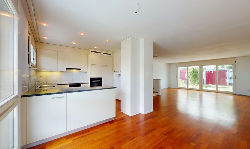 5.5-Zimmer-Reihenhaus in Allschwil - Wohnen zwischen Stadt und Natur - 3