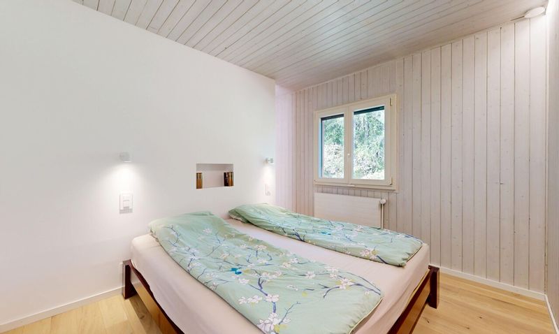 Komplett renoviertes Chalet in Arzier – absolute Ruhe, Panoramablick - 5