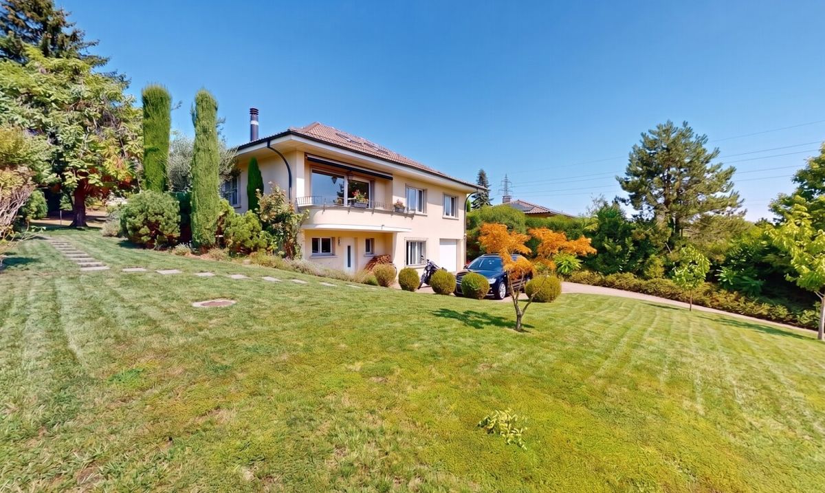 A superb detached house with views of Lake Geneva in Échandens - 0