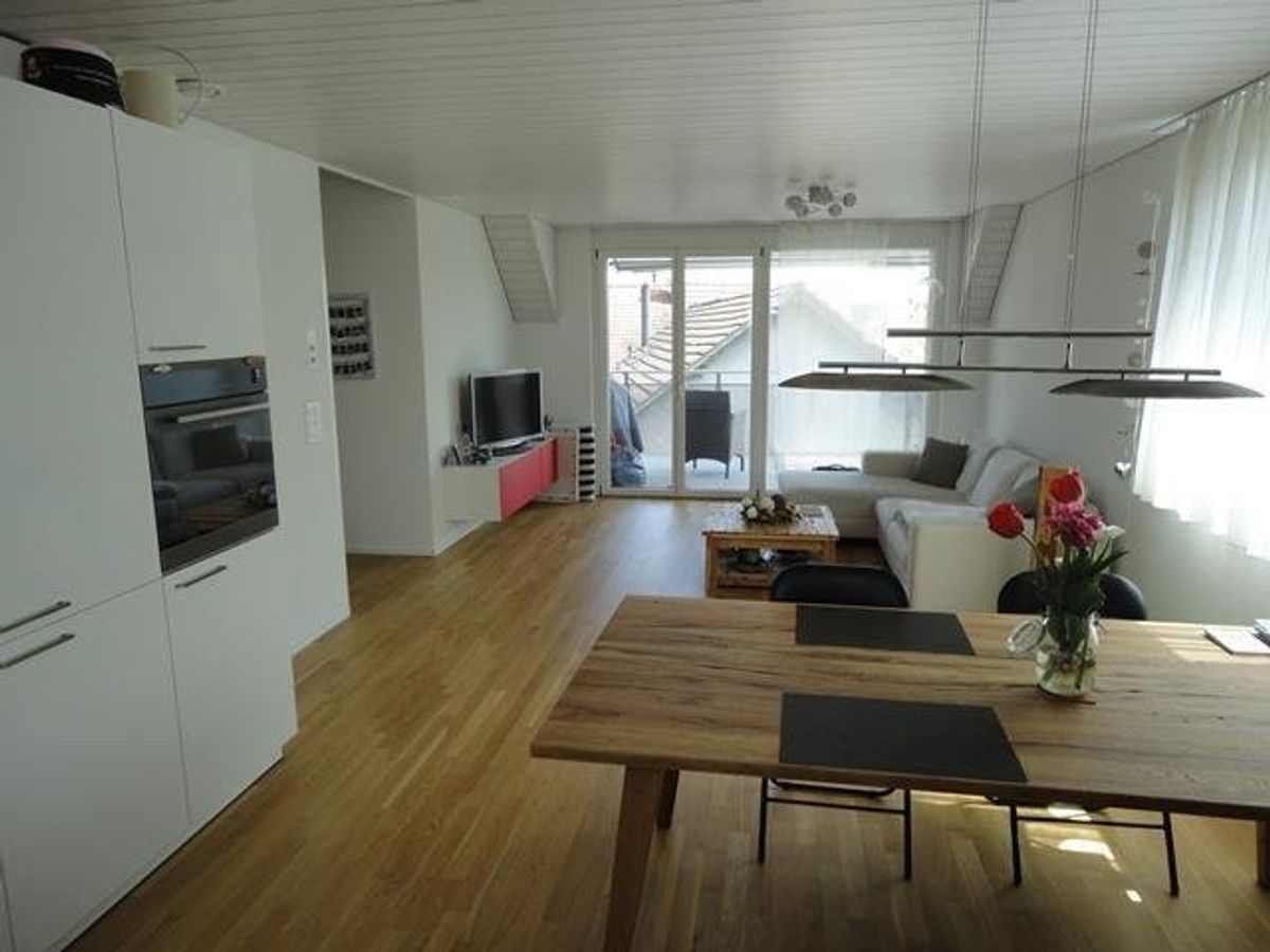 Moderne Maisonette-Wohnung in gepflegter Wohnsiedlung - 0
