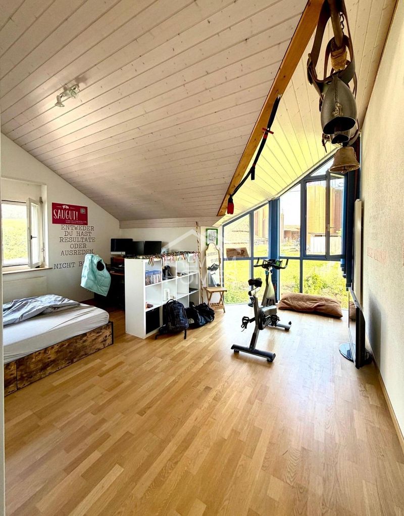 Attraktives Wohnhaus mit zwei Wohneinheiten - 3