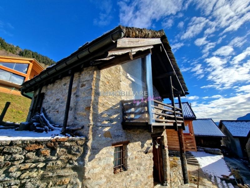 Kuscheliges Rustico in ruhigem Tessiner Bergdorf, volle Wintersonne - 3