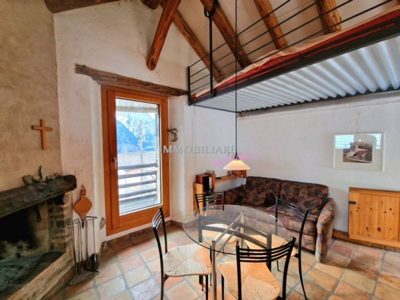 Kuscheliges Rustico in ruhigem Tessiner Bergdorf, volle Wintersonne - 10