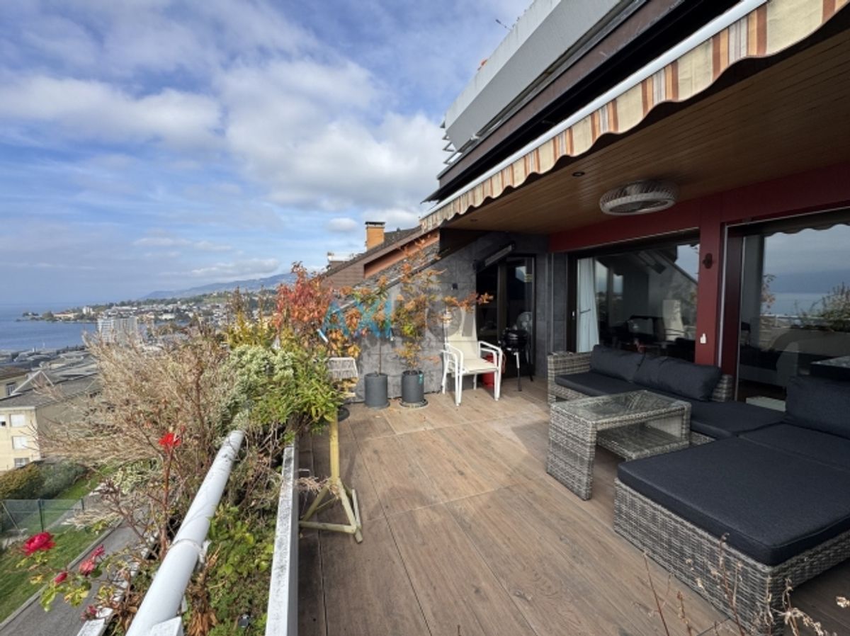 Une adresse privilégiée à Montreux ! 4,5 pièces vue lac avec balcon - 0