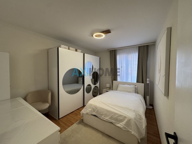 Une adresse privilégiée à Montreux ! 4,5 pièces vue lac avec balcon - 9