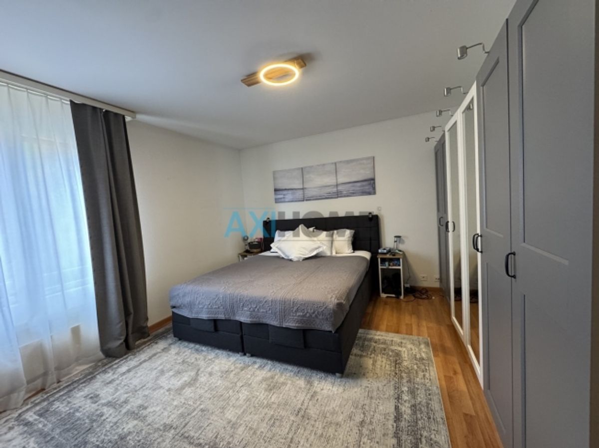 Une adresse privilégiée à Montreux ! 4,5 pièces vue lac avec balcon - 12