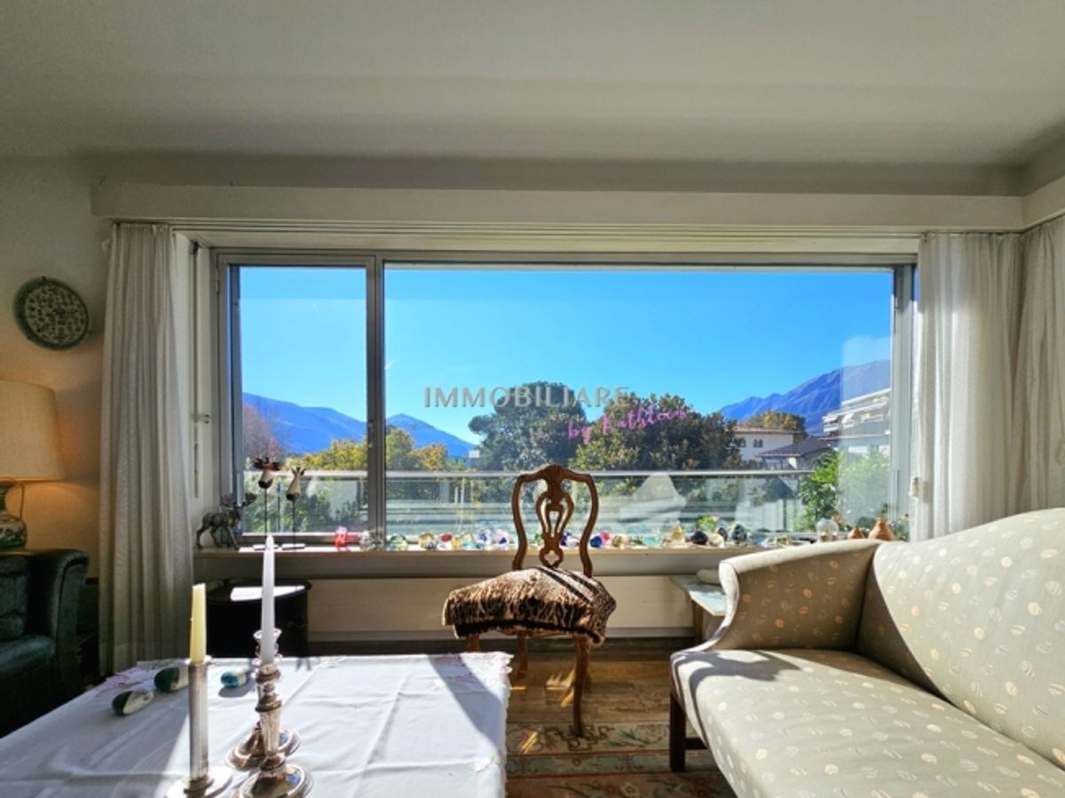 Sonnige Wohnung mit Weitblick ins Grüne – ruhige, zentrale Lage nah öV - 5