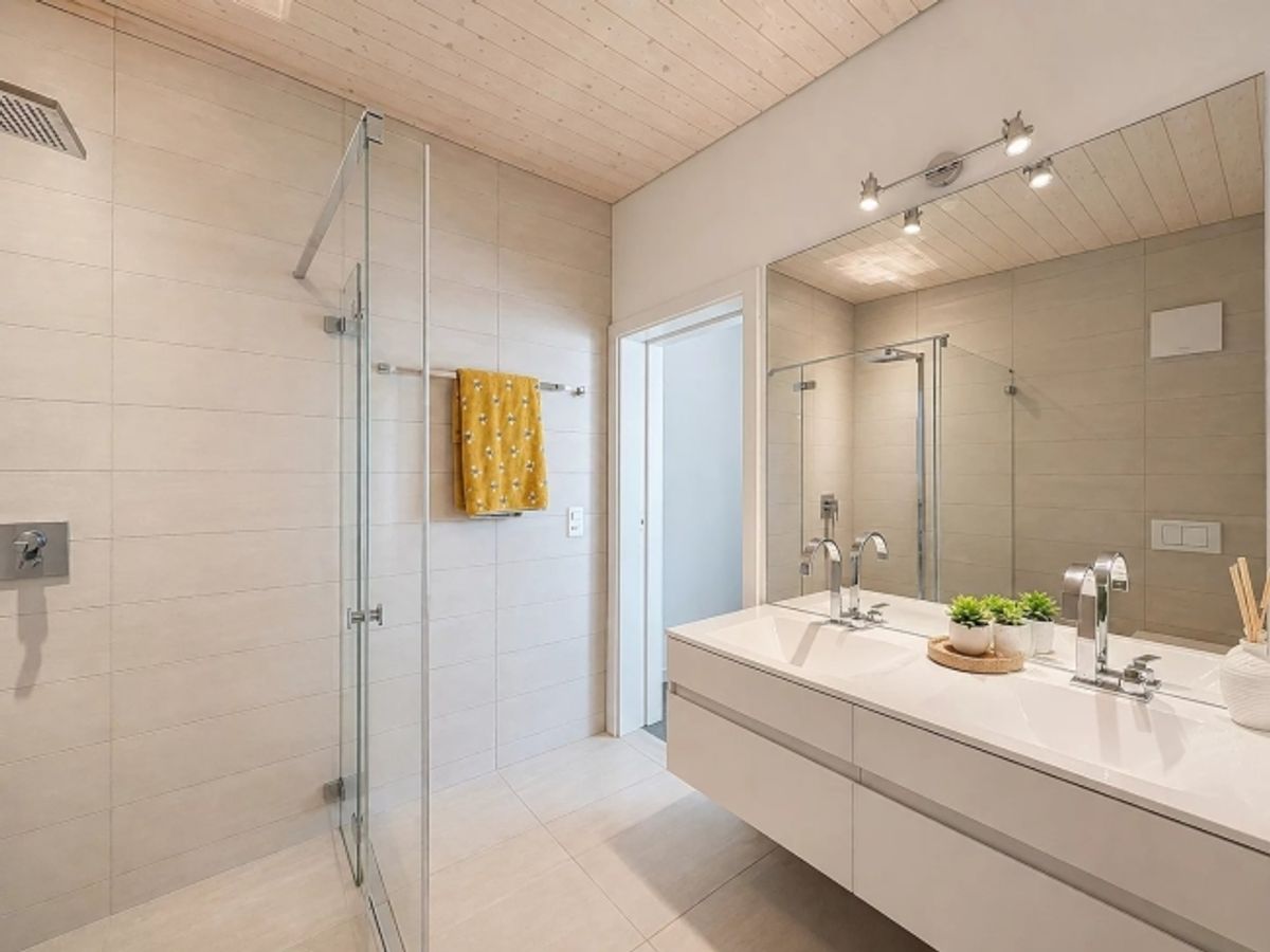 4,5-Zimmer-Wohnung mit Seeblick in Lutry - 6