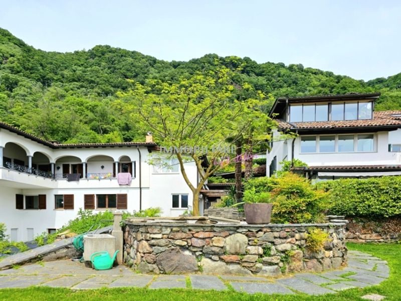 Wohnung in Villa Erdgeschoss mit Kamin, Sitzplatz und Seeblick - 10