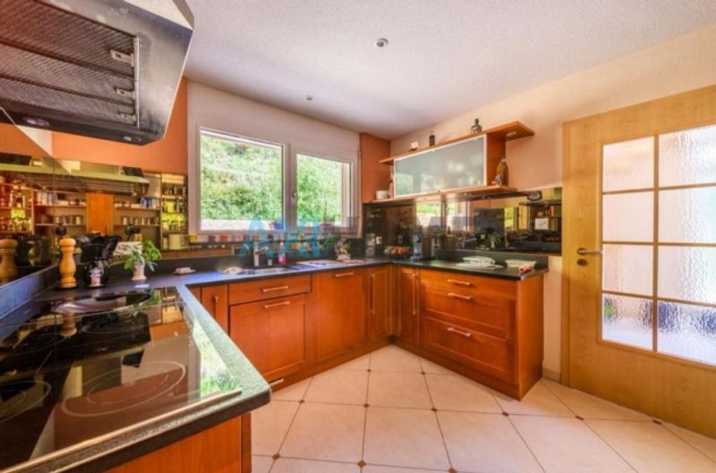 somptueuse vue sur le lac pour cette villa individuelle de 5.5 pièces - 6