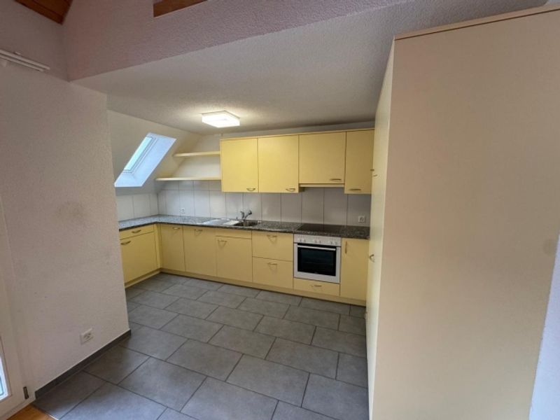 Moderne 4.5-Zimmer-Maisonette-Wohnung in idyllischer Lage - 11
