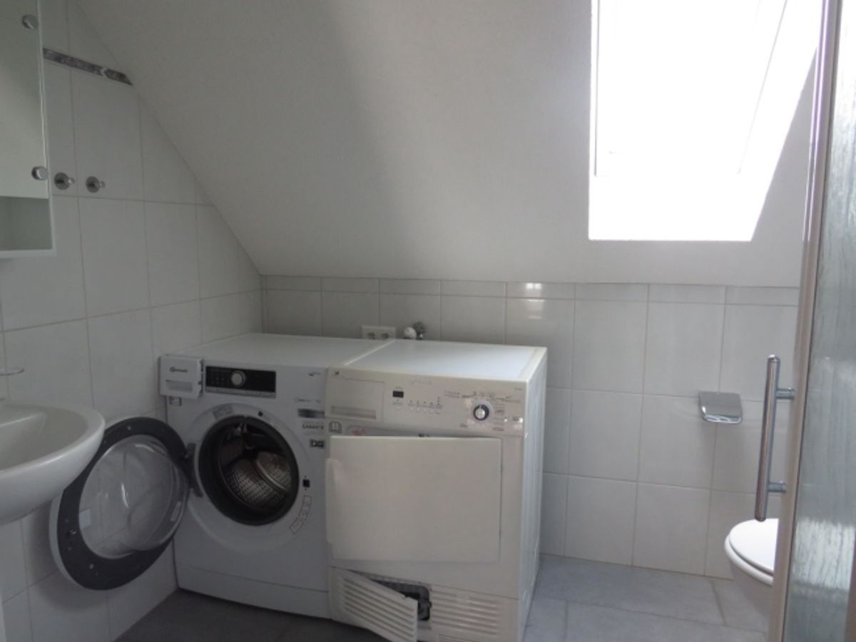 Moderne 4.5-Zimmer-Maisonette-Wohnung in idyllischer Lage - 11