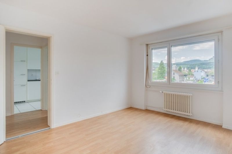 PLATZ FÜR DIE GANZE FAMILIE WOHNUNG AN TOP LAGE IN OLTEN ZU VERMIETEN - 3