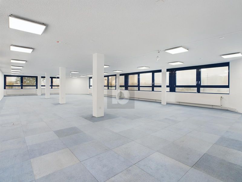 VON EINZEL-  BIS GROSSRAUMBÜRO (200/400/800 M2) - 1