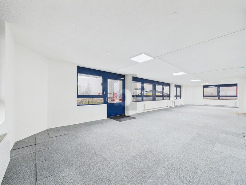 HELLER SHOWROOM AN TOP LAGE - 1