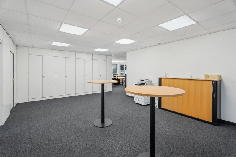 Magnifique bureaux à proximité des axes autoroutiers ! - 5