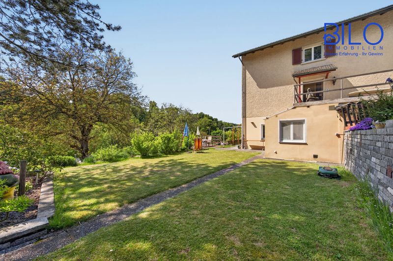 Mehrgenerationen Wohnhaus mit 2'065 m2 Umschwung - 44