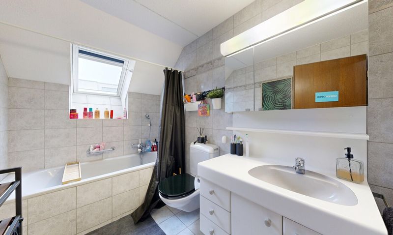 Charmante 3.5-Zimmerwohnung mit offener Galerie und Cheminée - 8