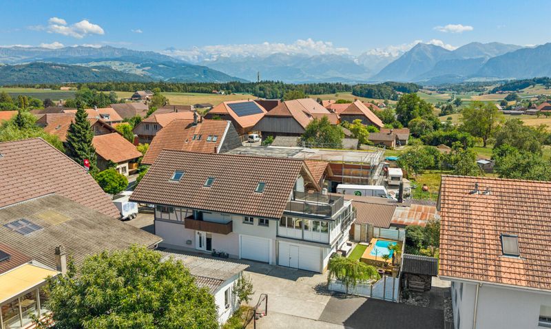 Einzigartiges Familienhaus mit Wellness und Weitsicht - 3