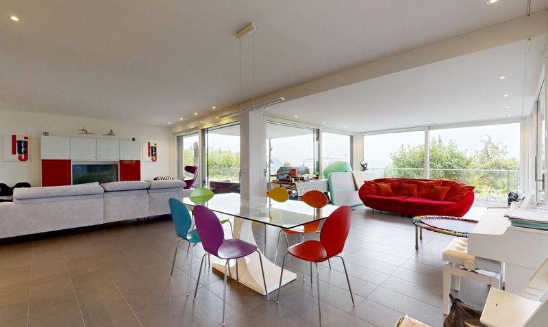 Wohnen mit Weitblick – 4.5-Zimmer-Terrassenwohnung mit Doppelgarage - 3