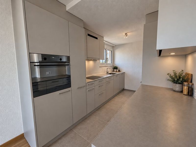 Frisch sanierte 4.5-Zimmer-Wohnung 6.OG im Herzen von Ostermundigen - 7