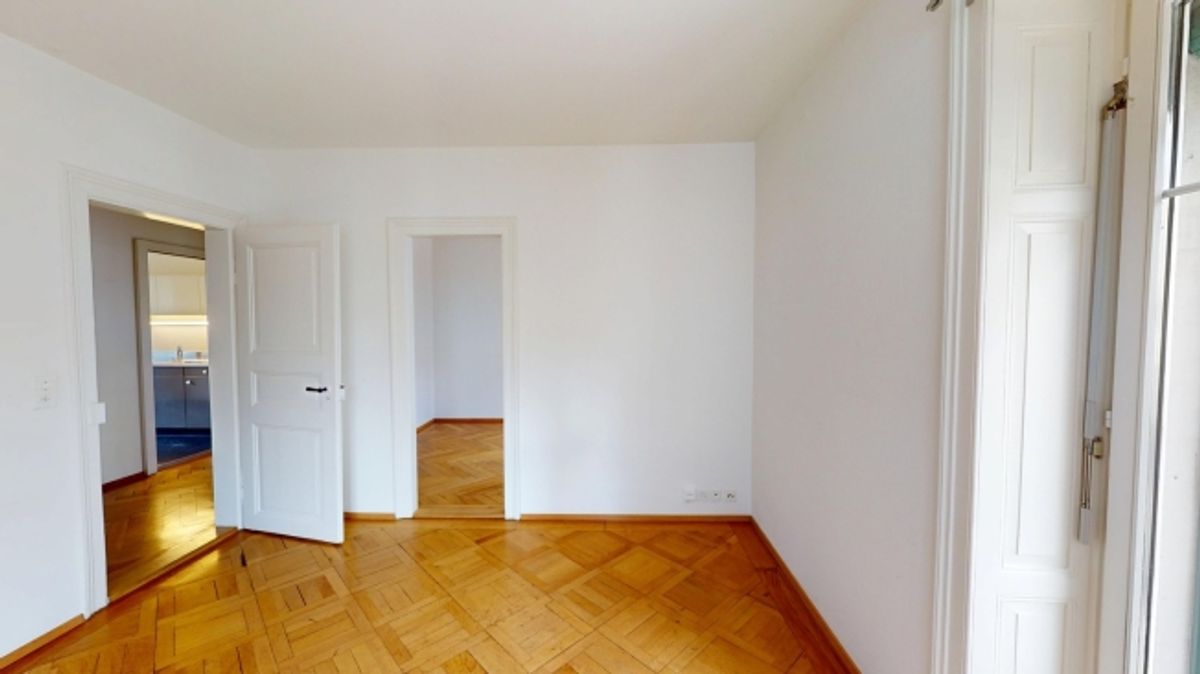 4-Zimmer-Wohnung an zentraler Lage in Zürich (Kreis 4) - 2