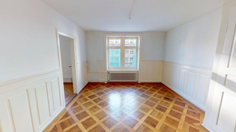 3-Zimmer-Wohnung an zentraler Lage in Zürich (Kreis 4) - 2