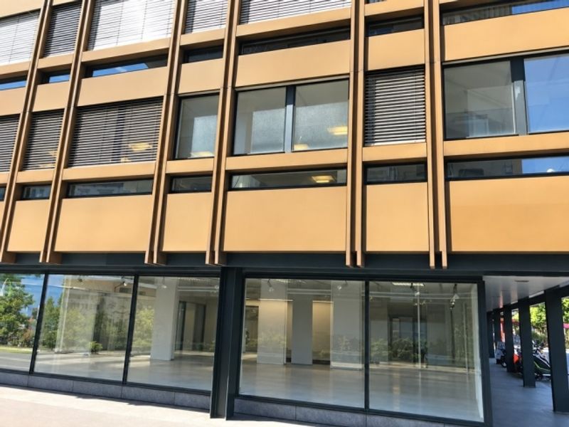 Attraktive Ladenfläche Nähe Stadtzentrum zu vermieten - 2