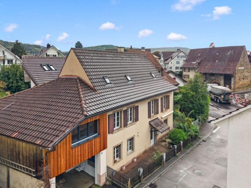 LETZTE GELEGENHEIT! TOP-PREIS - Einfamilienhaus mit schönem Ausblick in Frenkendorf - 2