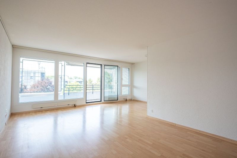 Helle 4.5-Zimmer-Wohnung mit Balkon in Muri bei Bern kaufen - 2