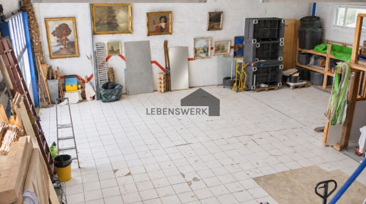 Wohnen und Arbeiten vereint – Wohnhaus mit grosszügiger Gewerbehalle - 9