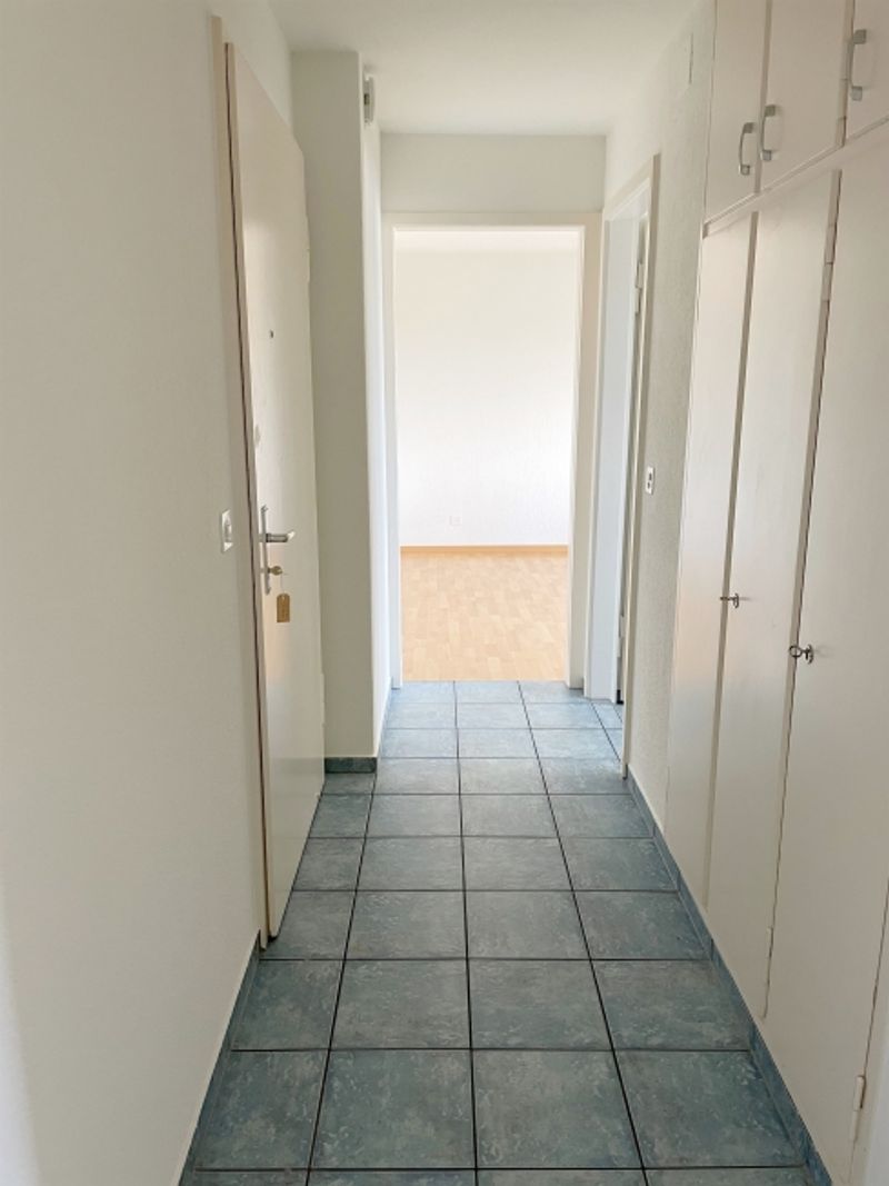 Helle 4-Zimmer-Wohnung mit Balkon an zentraler Lage in Emmenbrücke - 5