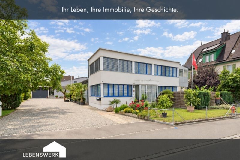 Wohnen und Arbeiten vereint – Wohnhaus mit grosszügiger Gewerbehalle - 1