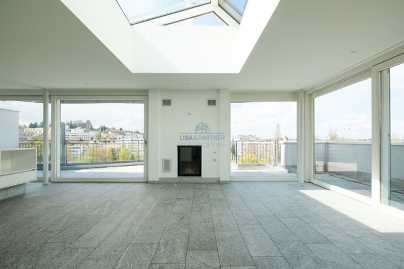 Attika-Maisonette mit unverbaubarem Weitblick über Binningen & Basel - 3