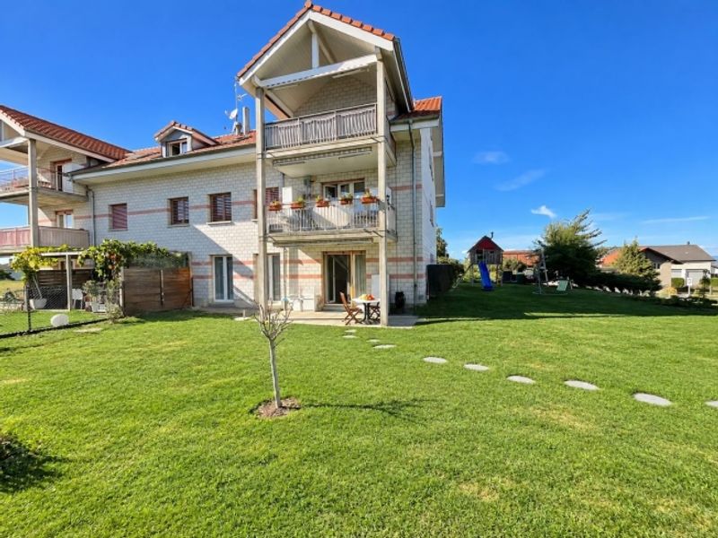 Appartement 4.5 pièces avec grand jardin privatisé de 576m2 - 1