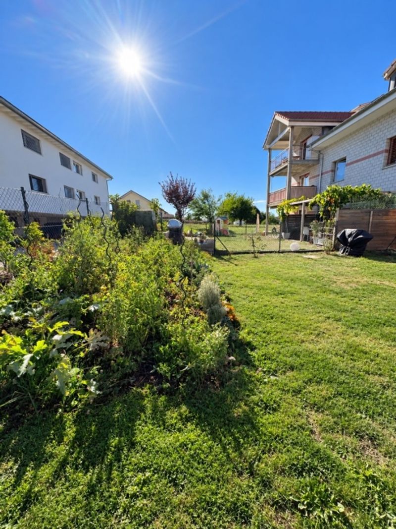 Appartement 4.5 pièces avec grand jardin privatisé de 576m2 - 3