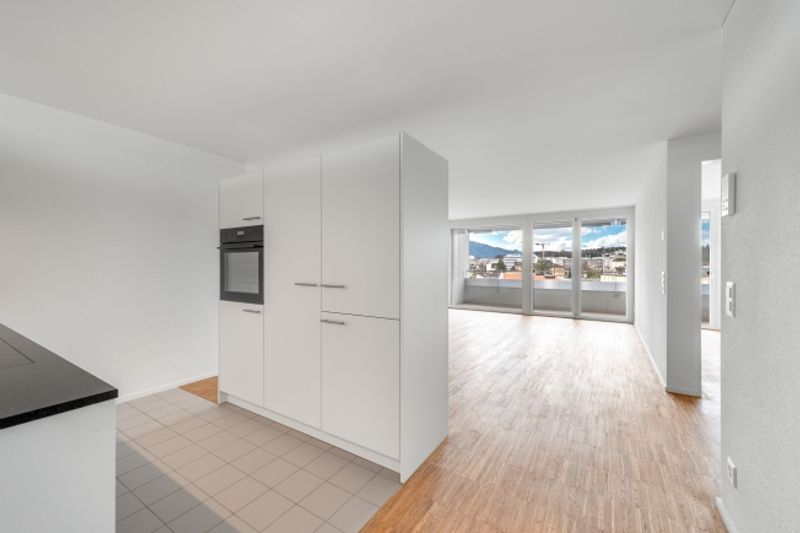 Urban wohnen im Herzen von Emmen – moderne 2.5-Zimmer-Wohnung mit Balkon - 2